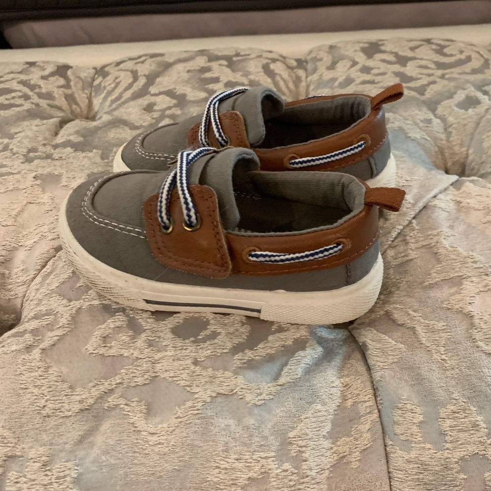 Carter’s Cosmo Boy Boat Shoes- Toddler Size 6